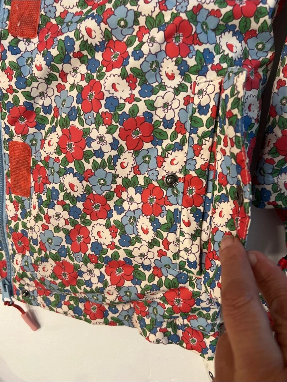 Mini Boden Floral Hooded Raincoat with Red Lining with matching mittens 6-7 yrs